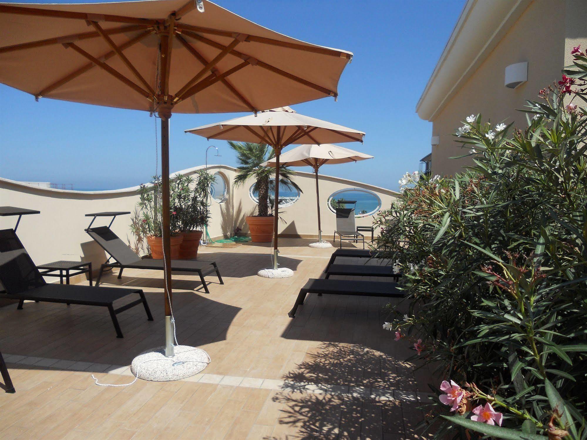 Relais Concorde Aparthotel Grottammare Ngoại thất bức ảnh